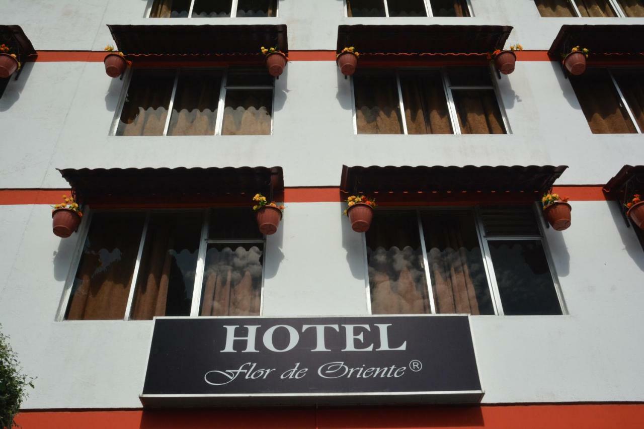 Hotel Flor De Oriente Banos  Ngoại thất bức ảnh